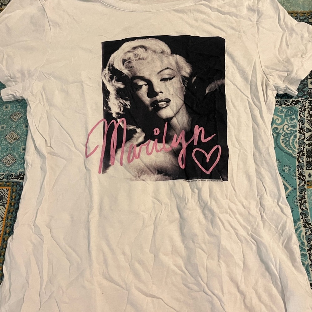 White Graphic Tee with Pink Marilyn Print